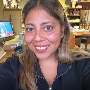 Meet your Posher, Jackie